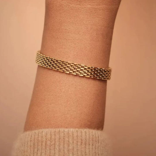 Loop Bracelet