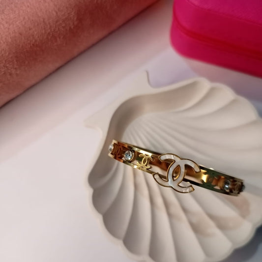 Classy Cuff